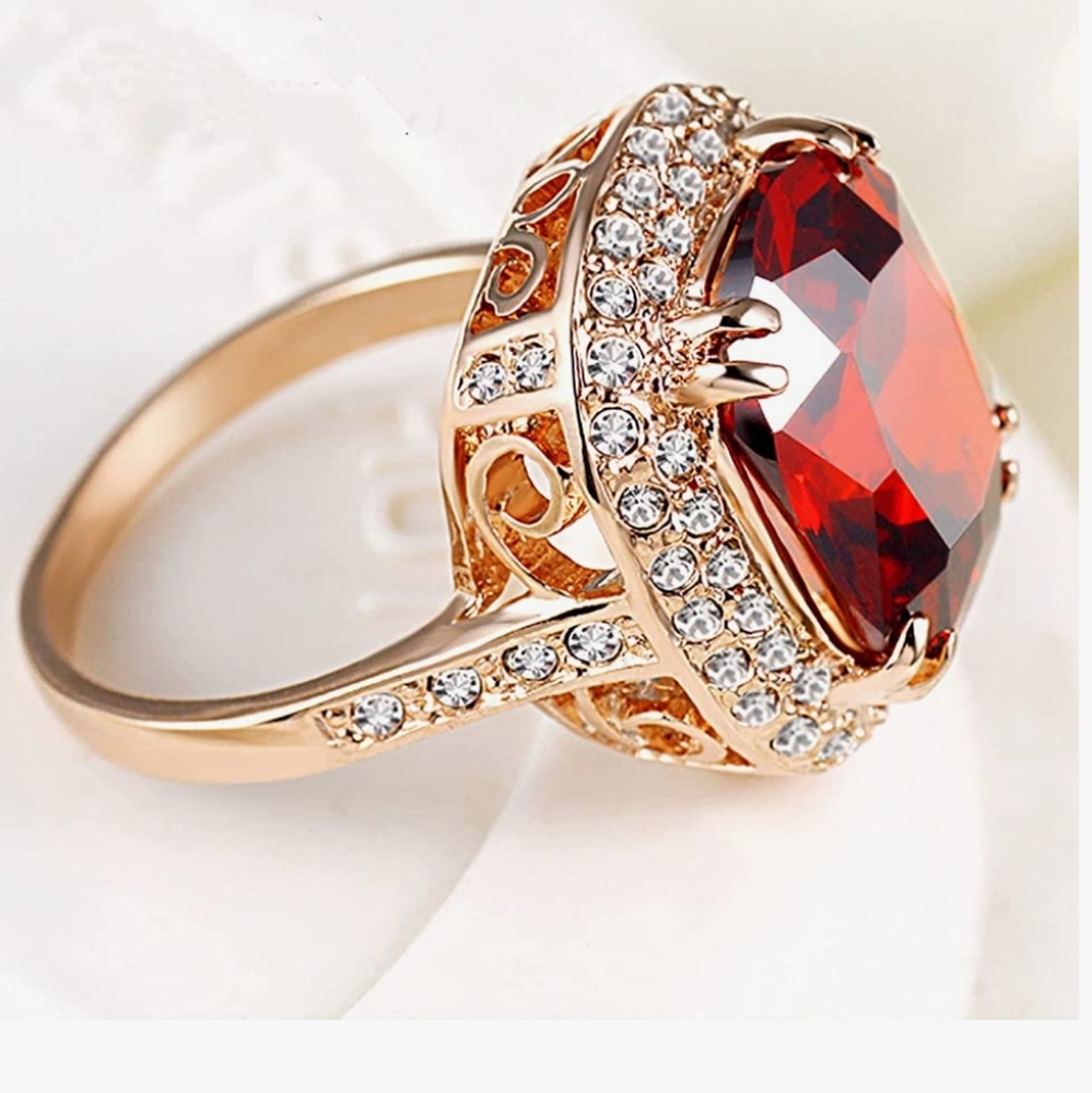 18k Champagne Gold & Ruby Halo Ring NWT - Picture 2 of 5